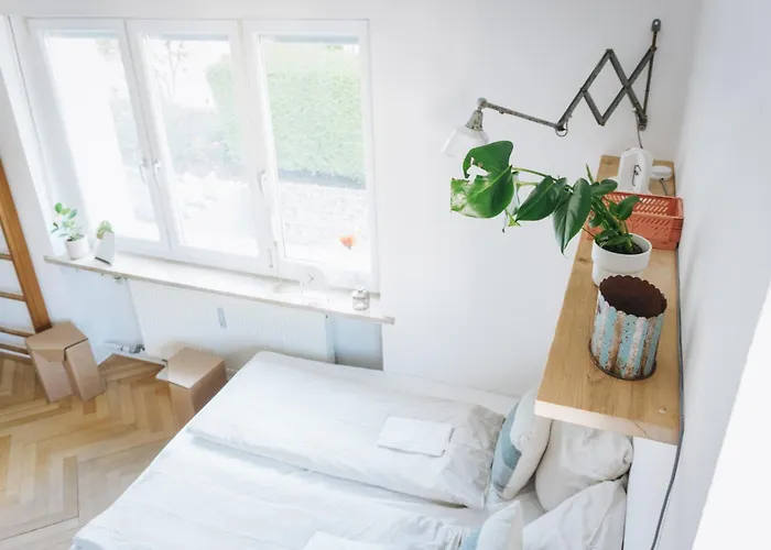 Raum Life - Vintage Loft - Heimkino Netflix - 2X Privat Parkplaetze